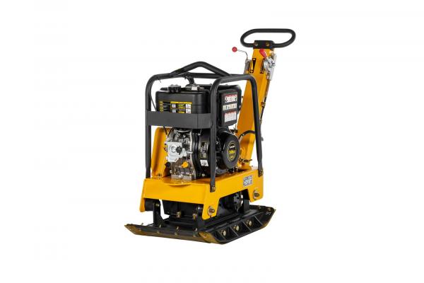 Lumag reversible vibratory plate with E-Start RP-i31DE